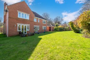 Rear elevation- click for photo gallery